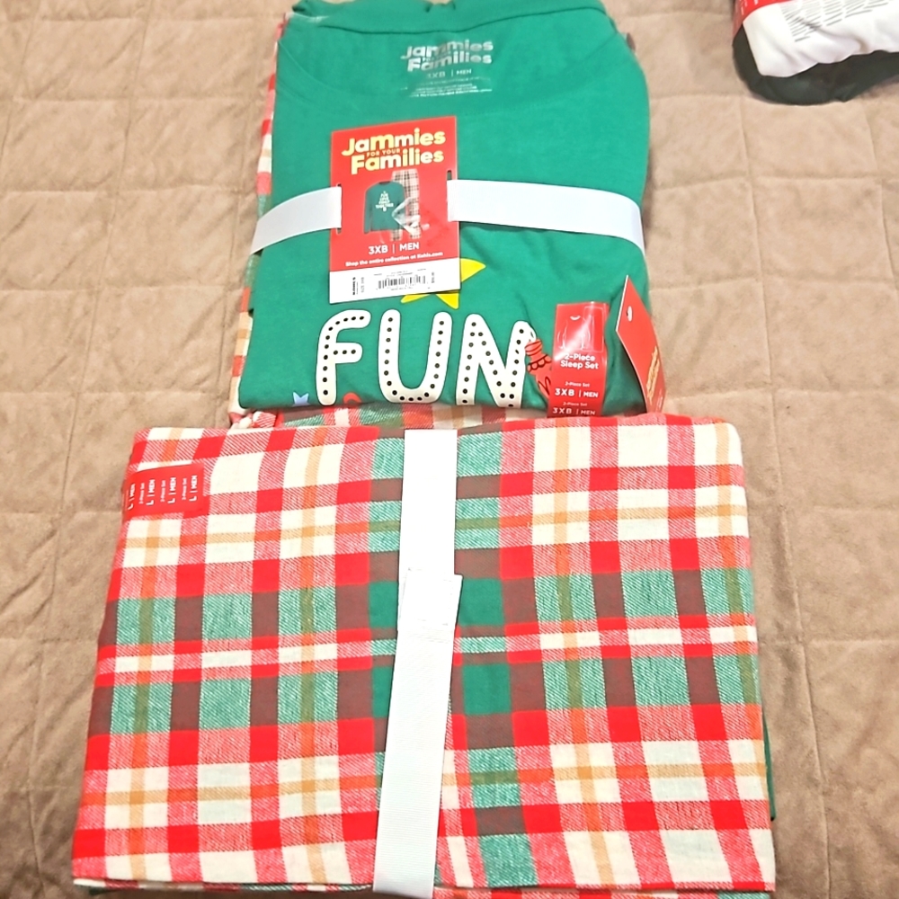 Jammies for Families Mens soft PJ Sets